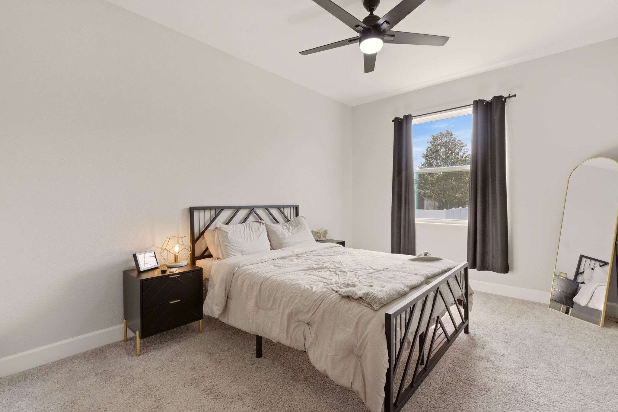 Beautiful, spacious modern home for sale in Sanford, FL area with KGV Realty Group REALTORS. Available Sanford property for sale like this with Kristin Green-Vogt Realty Group.