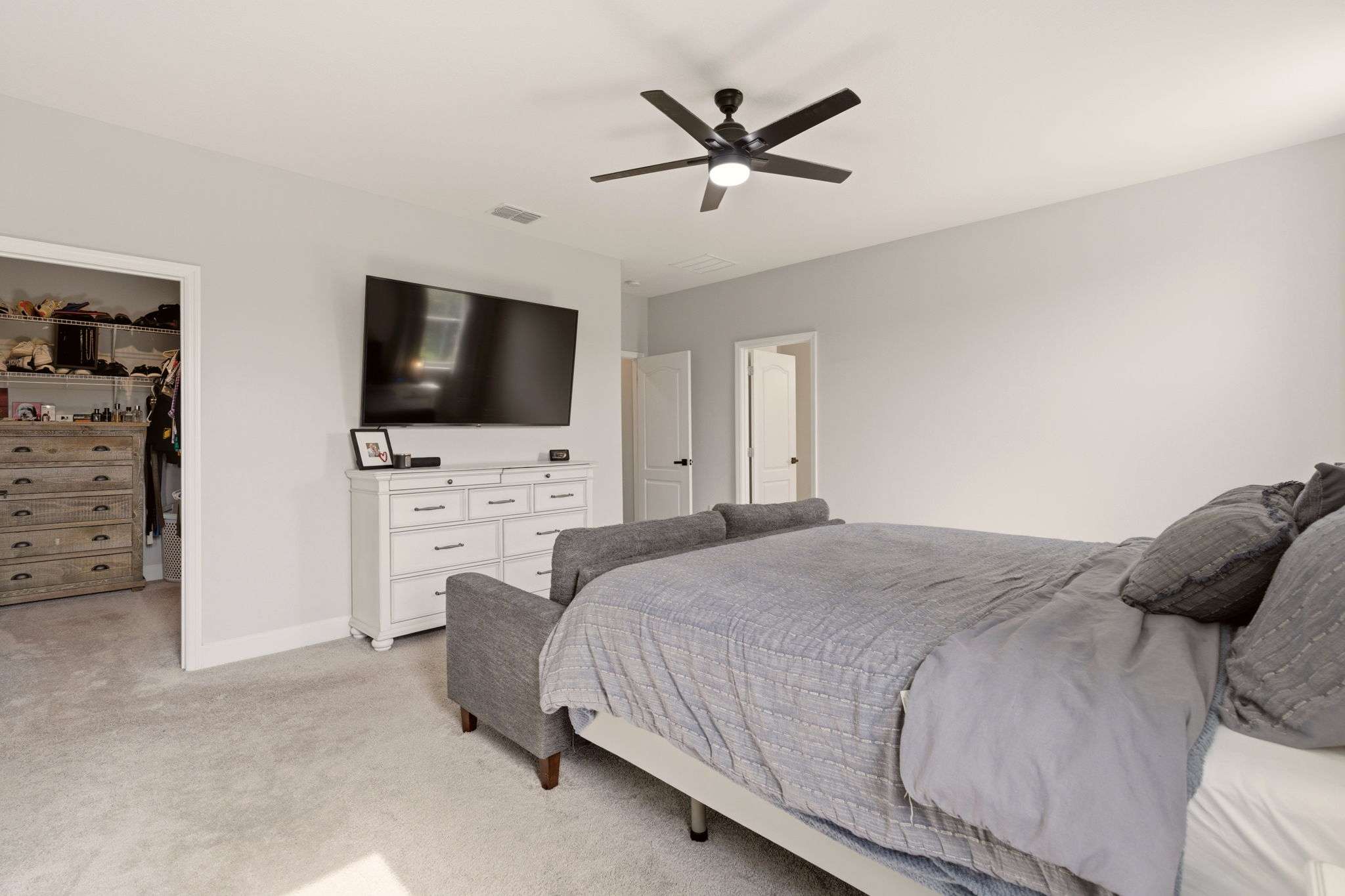 Beautiful, spacious modern home for sale in Sanford, FL area with KGV Realty Group REALTORS. Available Sanford property for sale like this with Kristin Green-Vogt Realty Group.