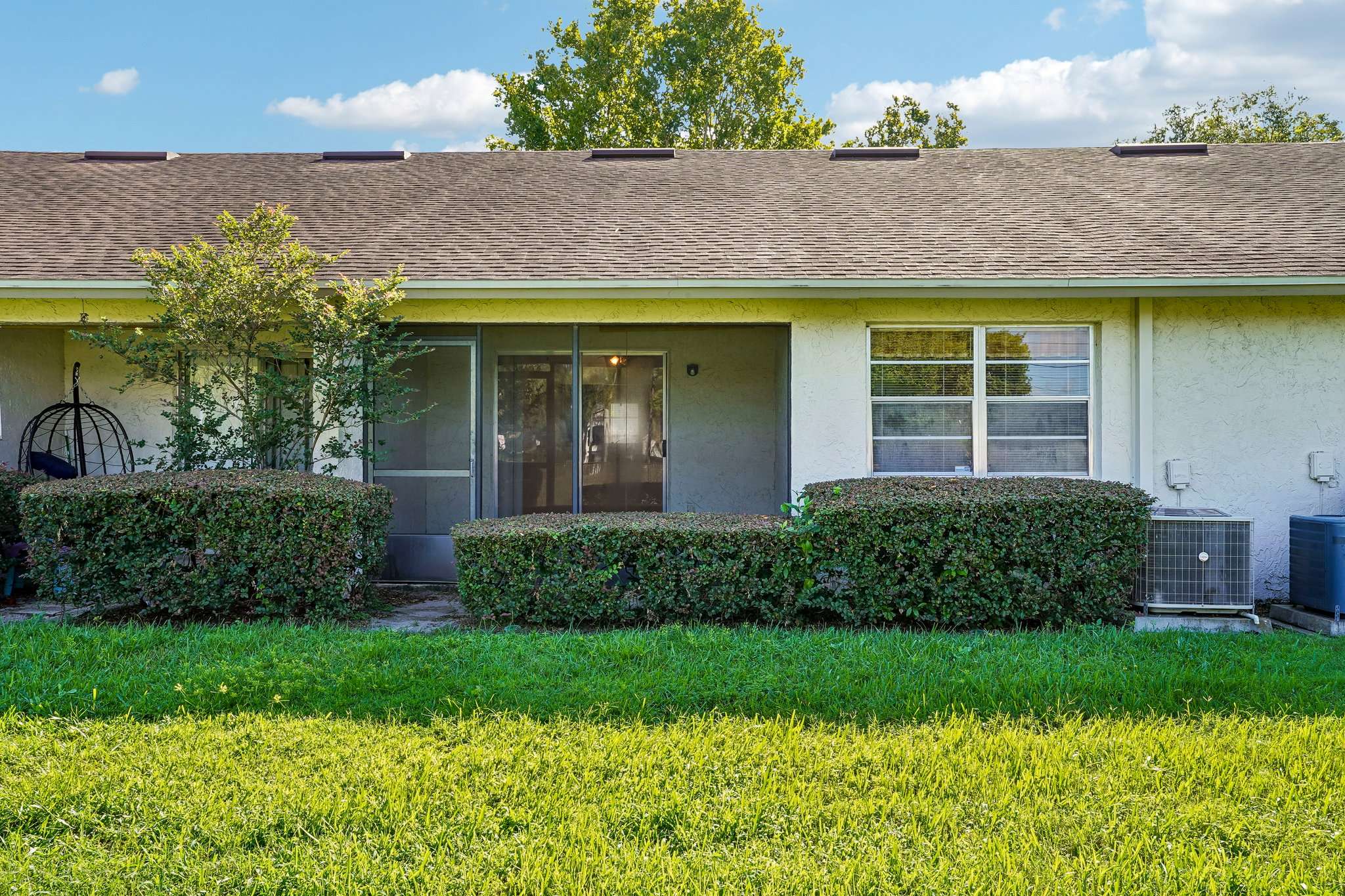 2 Bedroom condo for sale in Southport Condominium with Kristin Green-Vogt REALTOR