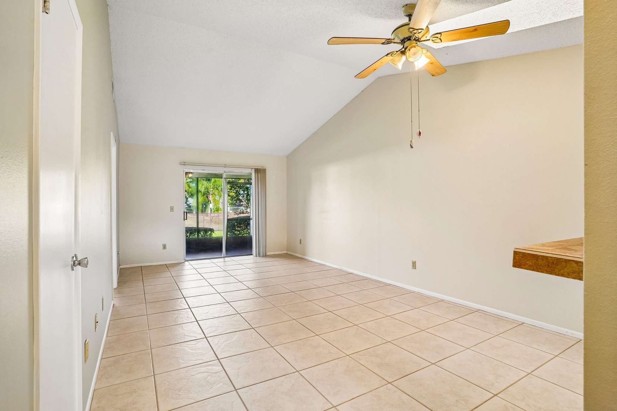 2 Bedroom condo for sale in Southport Condominium with Kristin Green-Vogt REALTOR